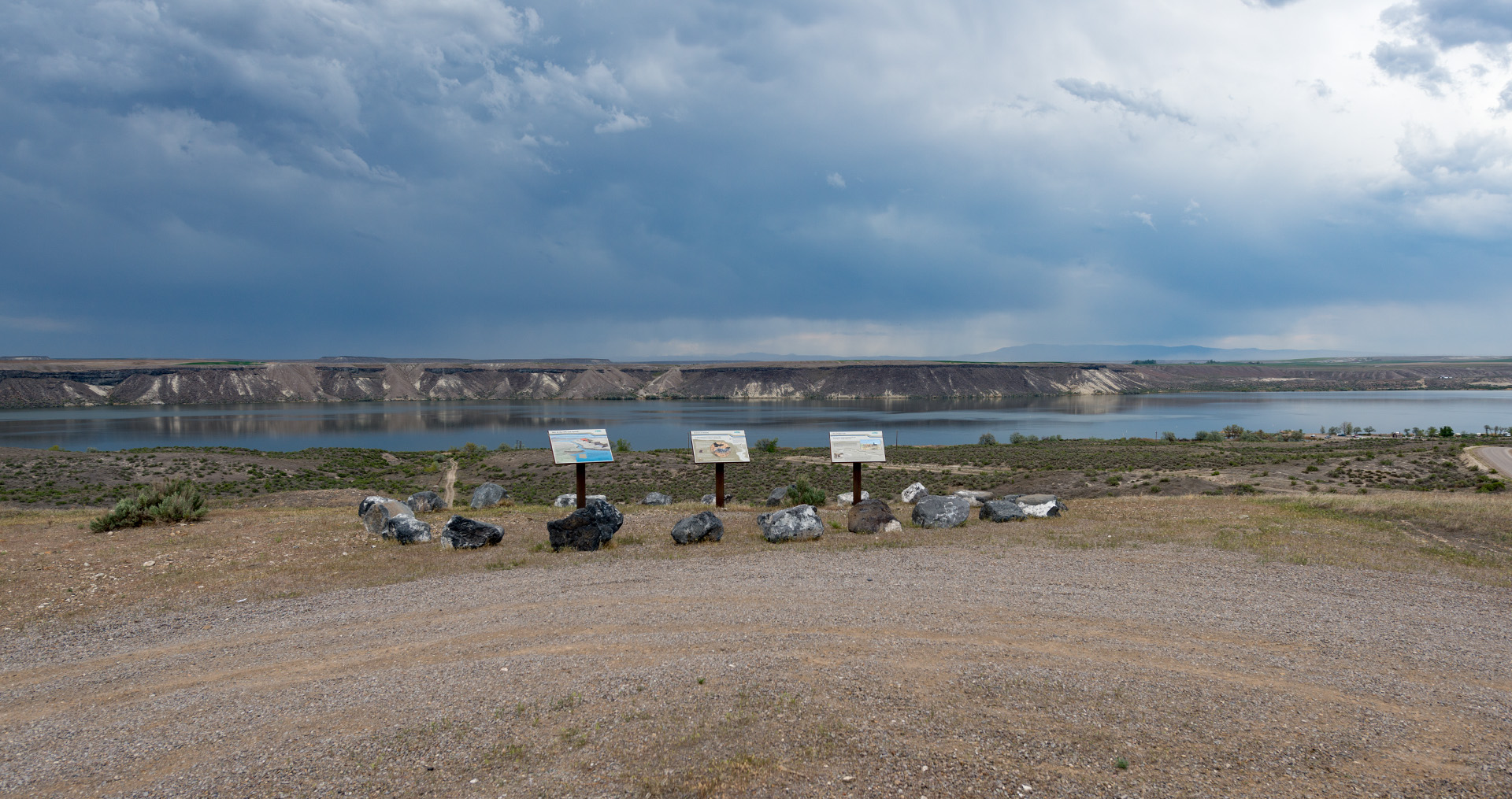 Info posts at Cottonwood Park.